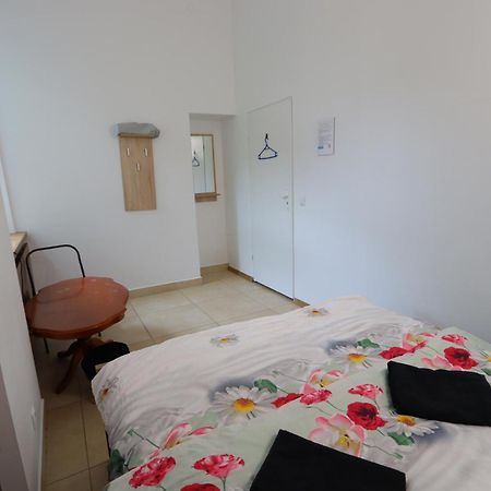 Fantastic Waw - C19 Room F ワルシャワ エクステリア 写真